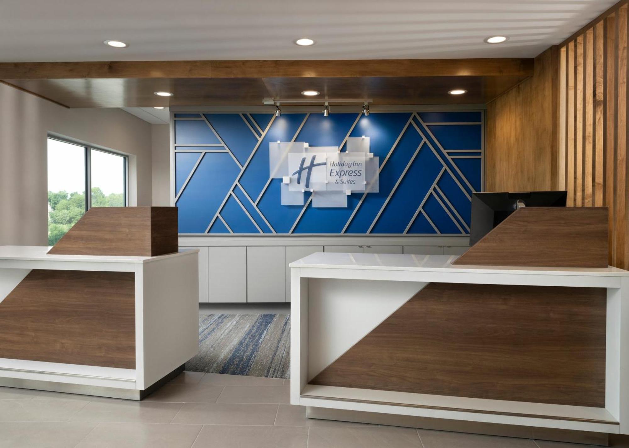 Holiday Inn Express & Suites Lima By Ihg Exterior foto